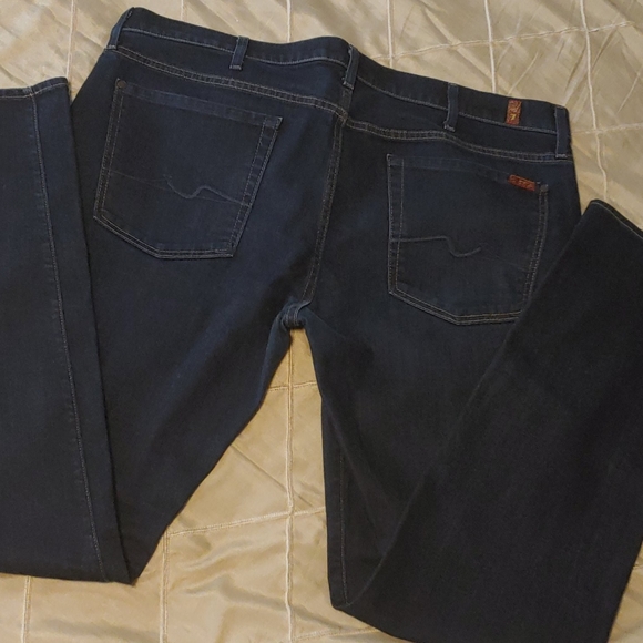 Im selling the jeans i never get a chance to wear - Picture 3 of 5